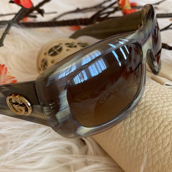 💞GUCCI 💞gorgeous sunglasses - Picture 10 of 17